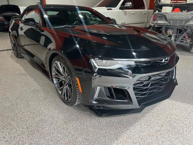 Used 2022 Chevrolet Camaro ZL1 RWD image 1