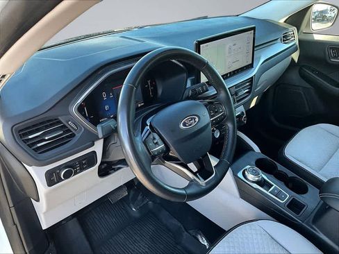 Used 2023 Ford Escape Active w/ Tech Pack #1 AWD/4WD image 19