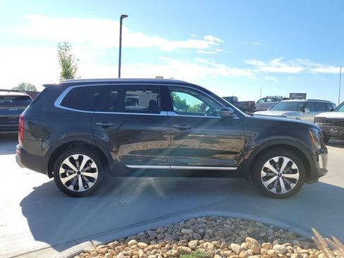 Used 2022 Kia Telluride S AWD/4WD image 6