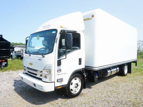New 2024 Chevrolet Low Cab Forward 4500 XD RWD image 12