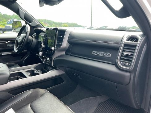 Used 2024 RAM 1500 Laramie AWD/4WD image 25