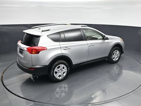Used 2013 Toyota RAV4 LE FWD image 37
