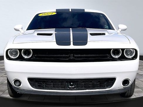 Used 2021 Dodge Challenger SXT w/ Plus Package image 3