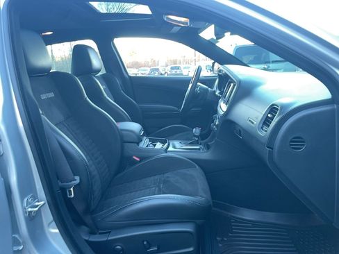 Used 2022 Dodge Charger R/T w/ Daytona Edition Group image 18