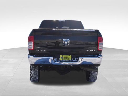 Used 2020 RAM 2500 Big Horn w/ Level 1 Equipment Group image 8