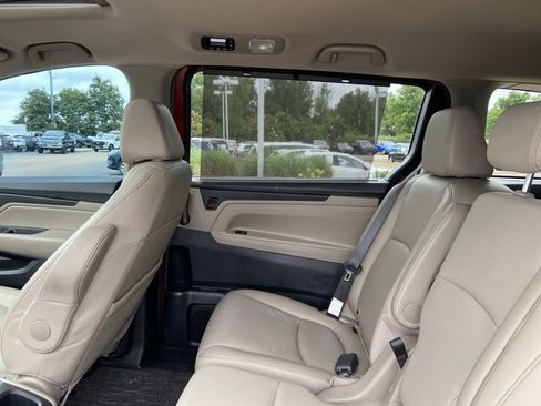 Used 2023 Honda Odyssey EX-L image 17