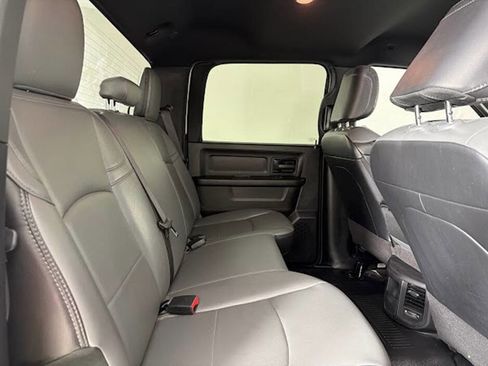 Used 2022 RAM 2500 Tradesman w/ Chrome Appearance Group image 15