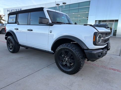 New 2025 Ford Bronco Big Bend w/ Black Diamond Package image 7