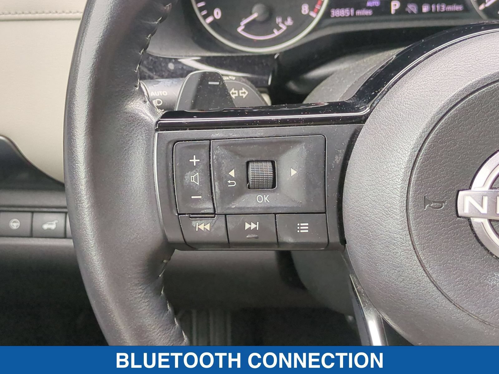 Used 2023 Nissan Pathfinder SL w/ SL Premium Package AWD/4WD image 17