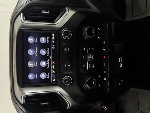 Used 2022 Chevrolet Silverado 1500 LT image 29