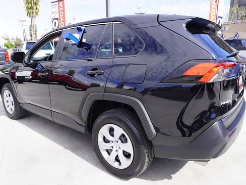 Certified 2025 Toyota RAV4 LE FWD image 5