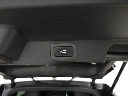 Used 2018 Land Rover Range Rover Sport HSE image 7