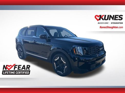 Used 2025 Kia Telluride S image 1