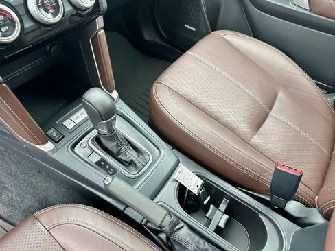 Used 2018 Subaru Forester 2.5i Touring w/ Popular Package #3B AWD/4WD image 19