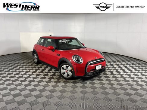 Certified 2022 MINI Cooper 2-Door Hardtop image 1