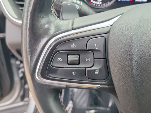 Used 2023 Buick Envision Essence w/ Technology Package I image 29