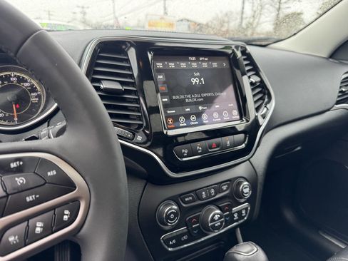 Used 2021 Jeep Cherokee Limited w/ Trailer Tow Group image 21