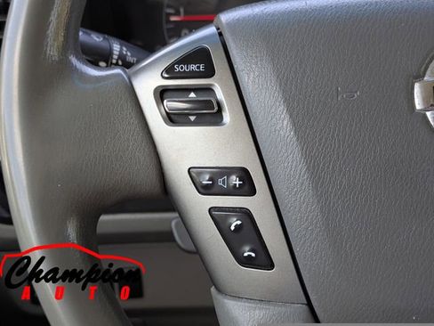 Used 2018 Nissan NV 2500 S image 27