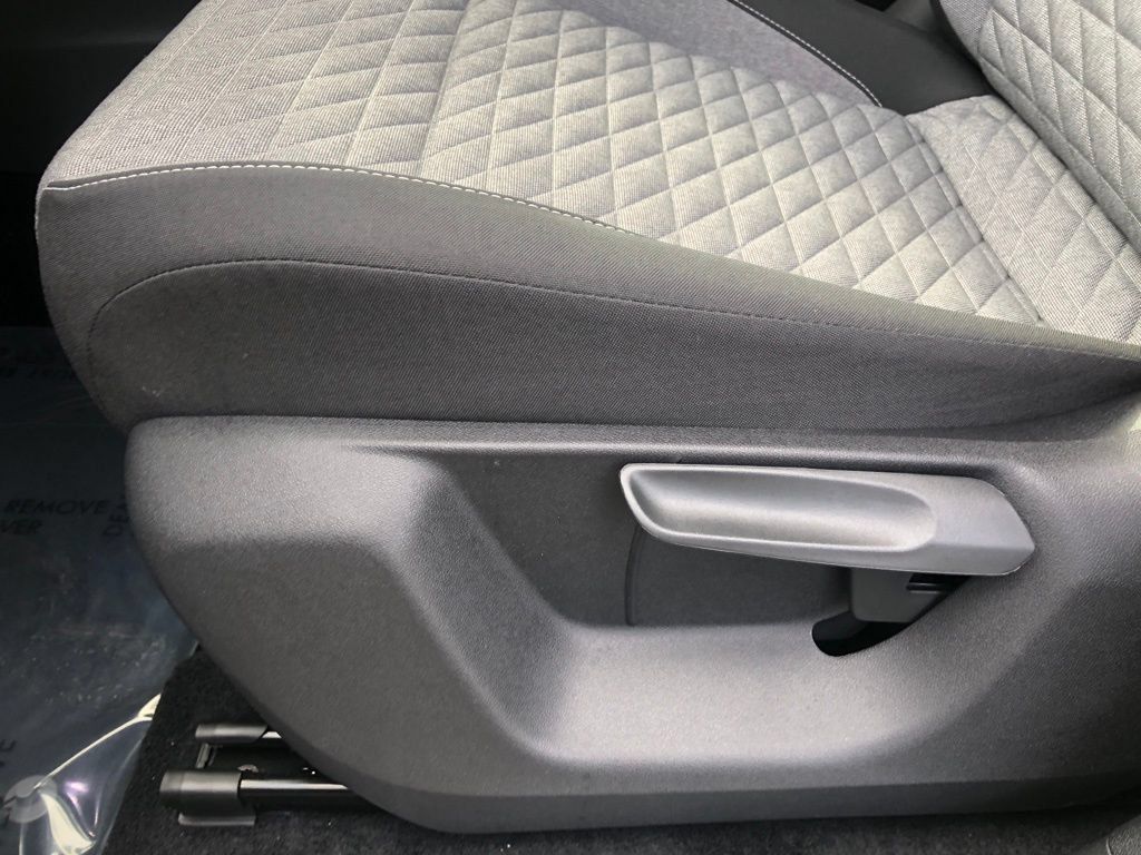Used 2026 Volkswagen Tiguan S AWD/4WD image 7
