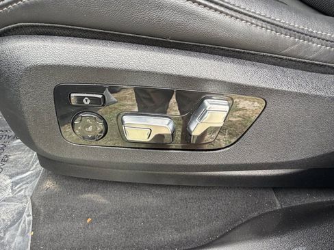 Used 2024 BMW X5 M60i w/ Parking Assistance Package AWD/4WD image 26
