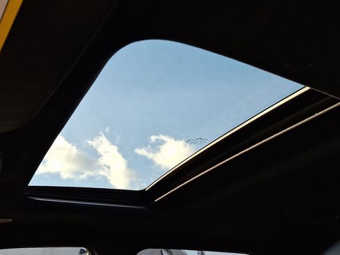 Used 2022 Dodge Durango GT image 15