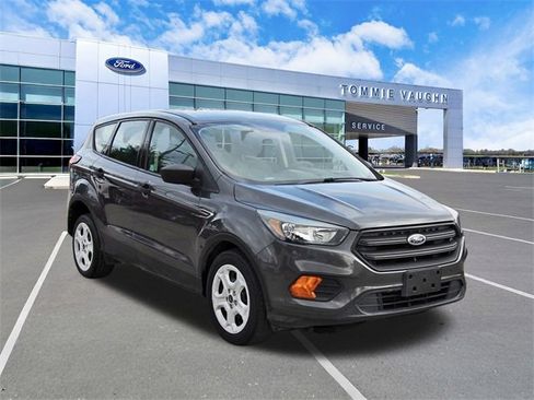 Used 2019 Ford Escape S image 6