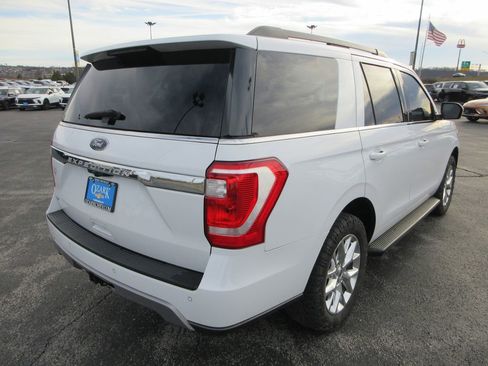 Used 2020 Ford Expedition XLT image 5