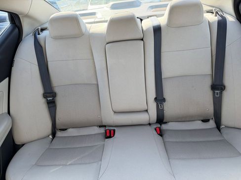 Used 2025 Nissan Altima 2.5 SV image 37