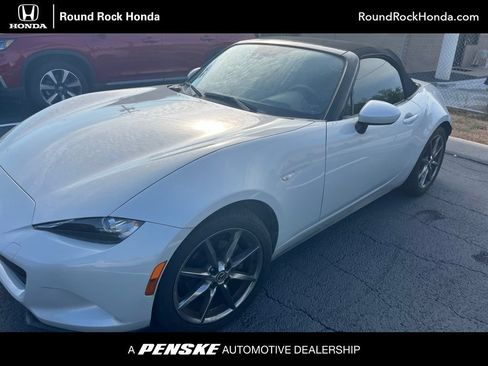 Used 2016 MAZDA MX-5 Miata Grand Touring RWD image 1