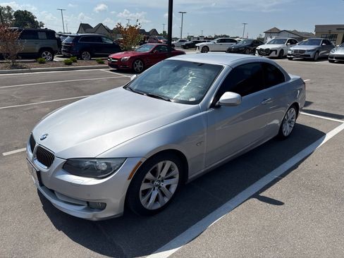 Used 2013 BMW 328i Convertible RWD image 13