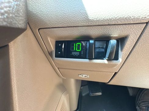 Used 2010 Dodge Ram 3500 Truck Laramie w/ Cold Weather Group AWD/4WD image 21