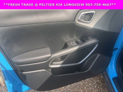 Certified 2025 Kia Soul S image 11