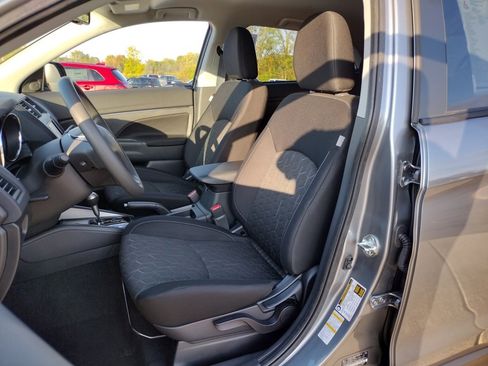 New 2025 Mitsubishi Outlander Sport ES image 6