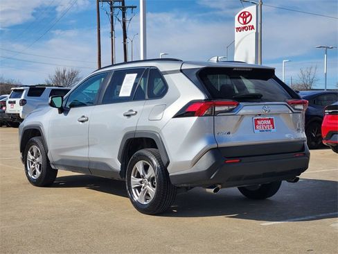Used 2024 Toyota RAV4 XLE image 4