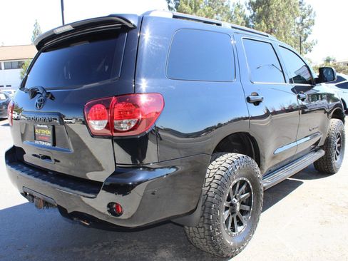 Used 2019 Toyota Sequoia TRD Sport AWD/4WD image 47