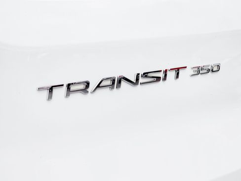 Used 2023 Ford Transit 350 XLT RWD image 22