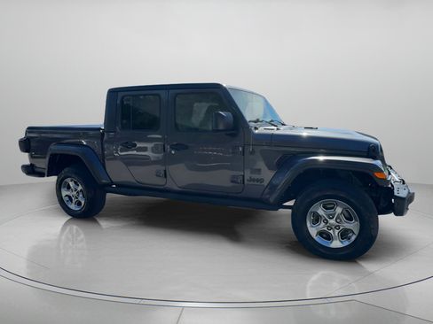 Used 2021 Jeep Gladiator Sport image 34