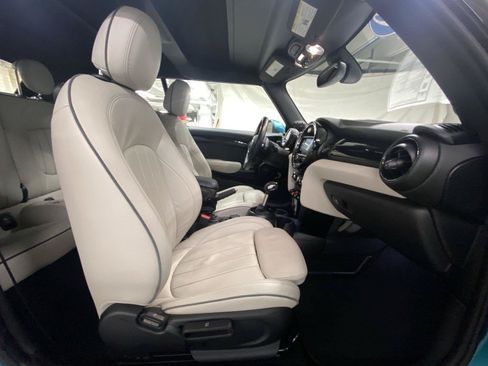 Used 2019 MINI Cooper S FWD image 30