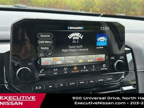 New 2025 Nissan Pathfinder SL image 16