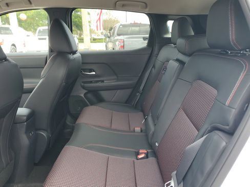 New 2026 Nissan Kicks SR w/ Cold Weather Package FWD image 11
