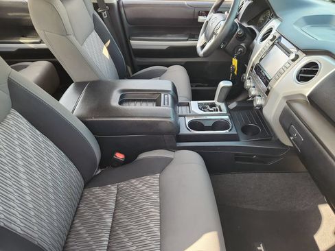 Used 2018 Toyota Tundra SR5 w/ TRD Off Road Package AWD/4WD image 10