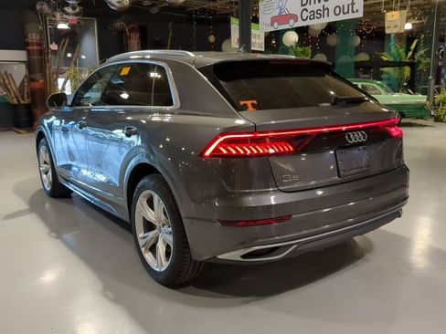 Used 2019 Audi Q8 Premium Plus w/ Premium Plus image 10