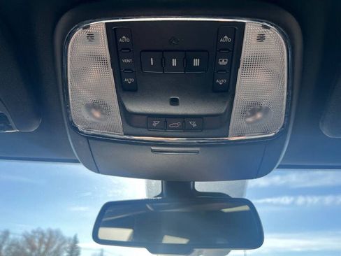 Used 2015 Jeep Grand Cherokee Overland w/ Advanced Technology Group image 26