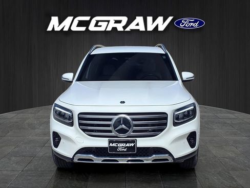 Used 2025 Mercedes-Benz GLB 250 w/ Exclusive Package image 2