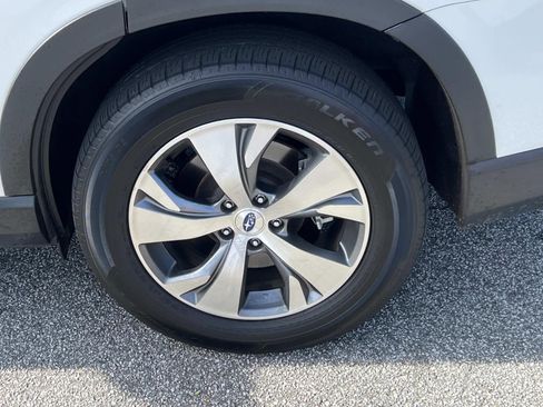 Certified 2024 Subaru Ascent Premium w/ Convenience Package image 19