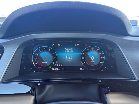 New 2026 Volkswagen Atlas Cross Sport SE FWD image 17