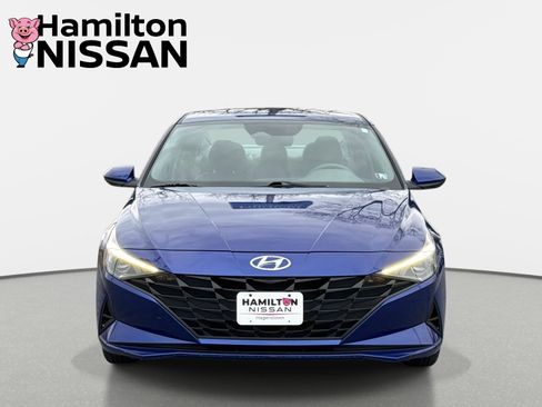 Used 2023 Hyundai Elantra SEL w/ Cargo Package image 6