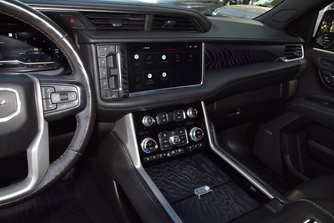 Used 2022 GMC Yukon Denali RWD image 28