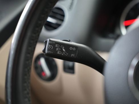 Used 2015 Volkswagen Tiguan SEL image 14