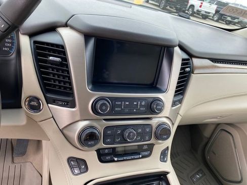 Used 2020 GMC Yukon XL Denali image 21